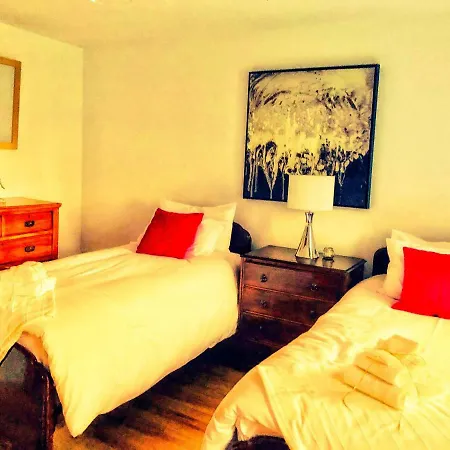Guzstock House Karnice